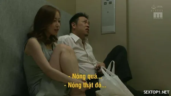 sex viet nam public Kẹt trong thang máy với ông anh hàng xóm tốt bung ~ yuu shinoda