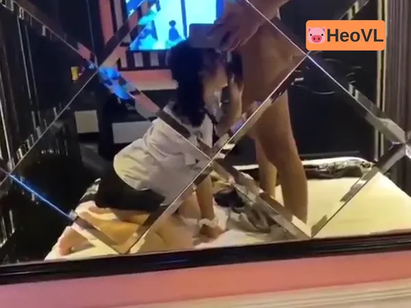 sex lắc đít Nữ sinh cúp học đi khách sạn với bạn trai